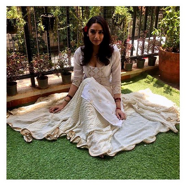 Ragini Dwivedi Instagram Pics